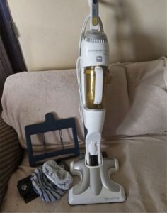 Tyčový parní vysavač Rowenta 1700W a mop 2v1