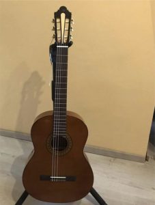 4/4 polomasivní klasická kytara SANTOS MARTINEZ