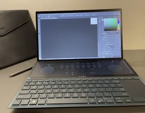 Asus Zenbook Duo Dual Screen Laptop ( 3D tervezéshez kiváló)