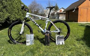 Mata Összteleszkópos Karbon Kerékpár