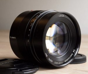 Panasonic Leica 42.5mm f1.2 DG Nocticron m43 professional lens