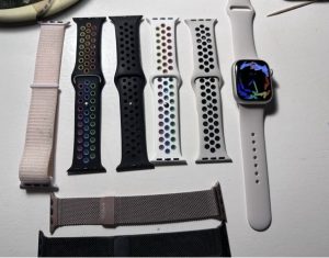 Apple Watch Series 8 41mm Esim Starlight színben eladó!