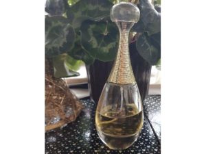Parfém Christian Dior jadore