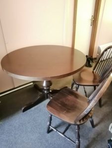 Retro stôl a 6x stoličky