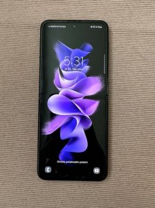Samsung galaxy Z Flip 3