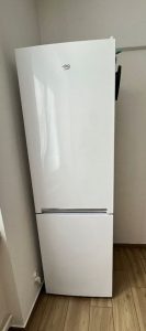 Predám BEKO RCNA366I30W - Kombinovanú chladničku