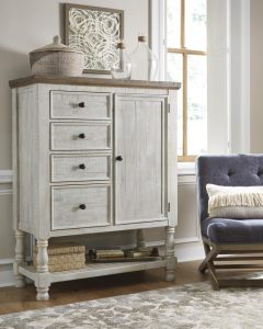 Chest of drawers with doors