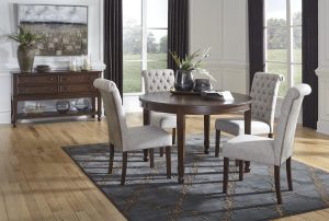 Dining Set - D677