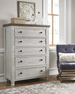 High chest of drawers with drawers