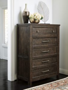 High chest of drawers with drawers