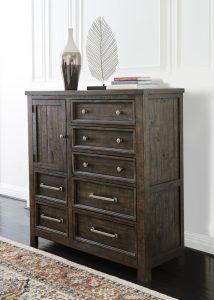 Chest of drawers with doors