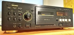 Teac v 8030 s