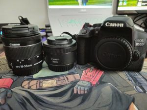 Canon 850D