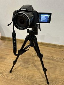 NIKON coolpix p900 + tripod + 64 GB card