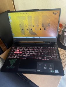 I am selling a gaming laptop Asus Tuf Gaming F15