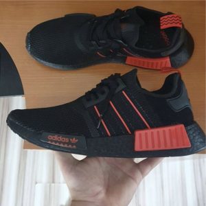 NMD_R1 'Core black red'