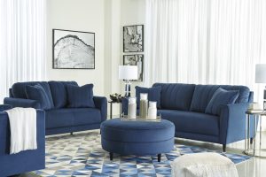 Sofa set with armchairs