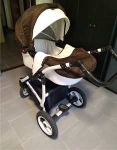 Baby stroller triple combination