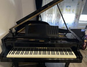 Yamaha G2 zongora