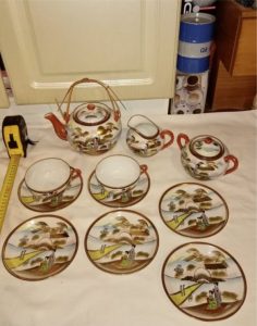 Japanese porcelain marked Made in Japan 13 pcs