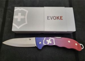 Victorinox evoke Blue/Red