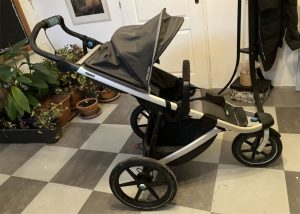 Thule Urban Glide gray stroller