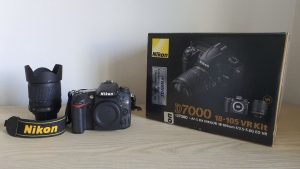 Nikon D7000 + lens 18-105 VR Kit