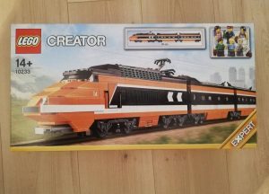 Eladó Új, Bontatlan eredeti LEGO 10233 Horizon Express vonat