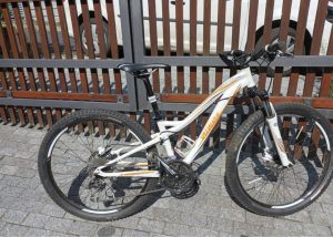 Horské kolo - dívčí - Specialized 26