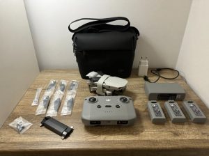 Dron DJI Mini 2 Fly More Combo sivý