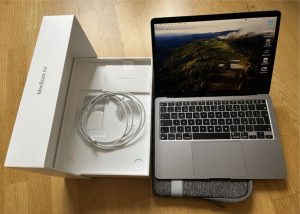 MacBook for sale - Apple M1, RAM 8GB, SSD 256GB