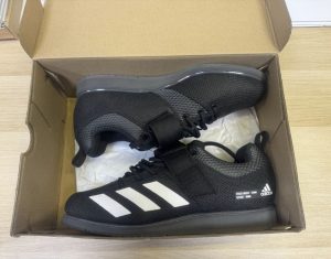 Adidas Powerlift 5 cipő