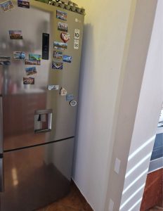 LG alulfagyasztós inverteres kombinált hűtőszekrény