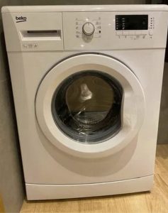 40 cm A+ narrow modern Beko washing machine delivered by car