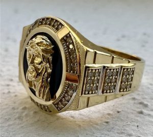 Predám zlatý pánsky prsteň s Ježišom