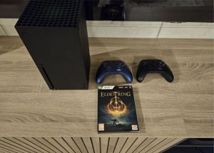 Xbox Series X + controller + elden ring