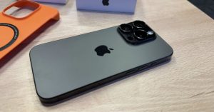 Apple iPhone 15 PRO, 256GB, Grafitová černá