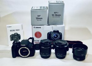 Digital SLR camera Canon EOS 700D + 3 lenses