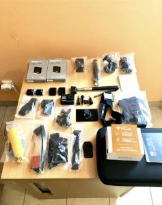 GoPro HERO 8 + 2x zánovní baterie + příslušenství