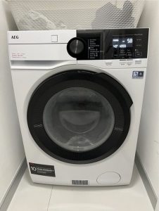Prana práčka so sušičkou AEG 9000 LWR96944BC
