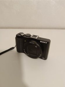 Kompaktný fotoaparát Sony Cybershot HX60V