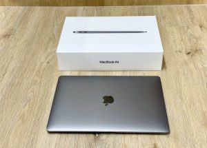 MacBook Air 2020 M1, 512 GB, great condition