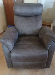 Sale of TV chair