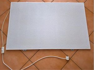 Úsporný sálavý panel 500W