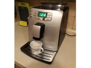 Kávovar Philips Saeco Intelai HD8752