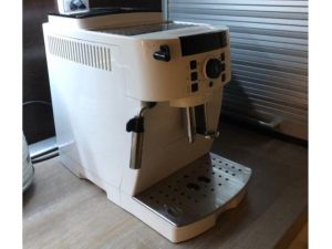 De'Longhi Magnifica S ECAM 22.110 W