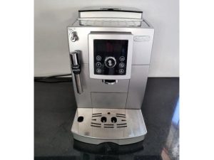 Kávovar DeLonghi - plnoautomat v záruke