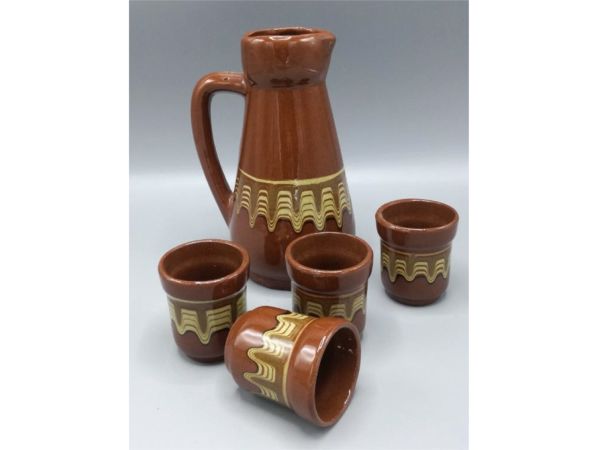Bulharsko, džbánik a štyri poháriky, keramika