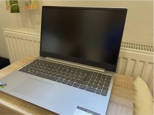 Lenovo herný notebook