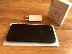 Predám IPhone 7 128GB Matte Black